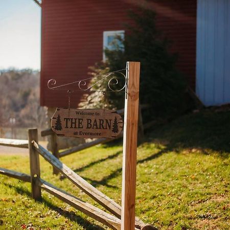 The Barn At Evermore: Riverfront Retreat W/Hot Tub 卢雷 外观 照片